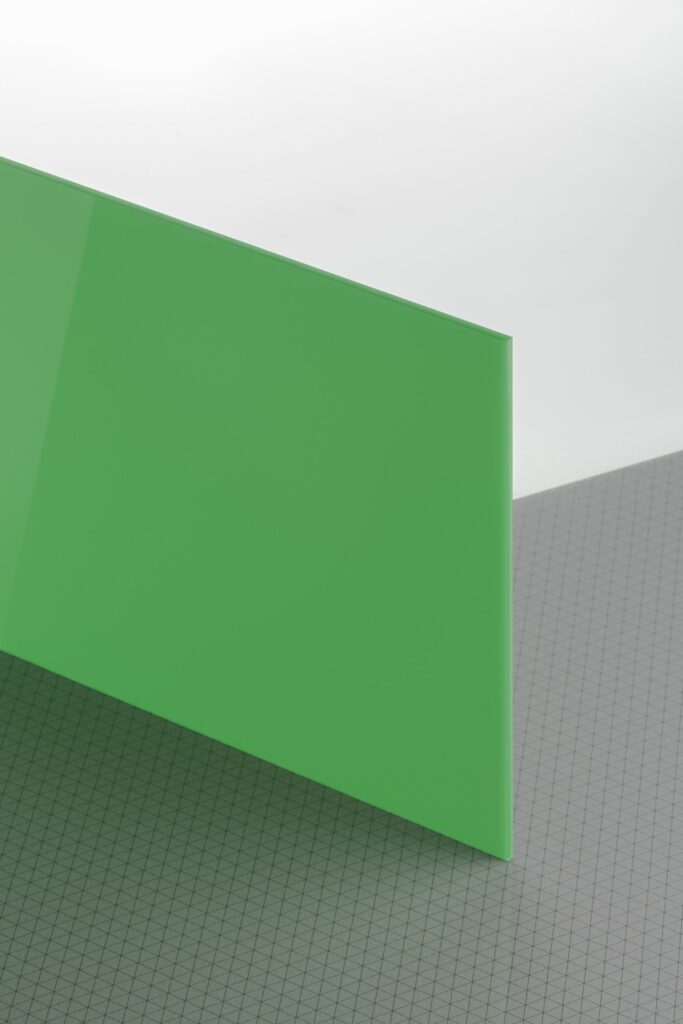Оргстекло зеленое Plexiglas GS 6H01 3х2030х3050мм